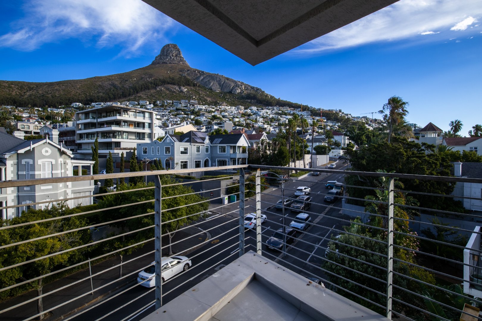 To Let 3 Bedroom Property for Rent in Sea Point Western Cape